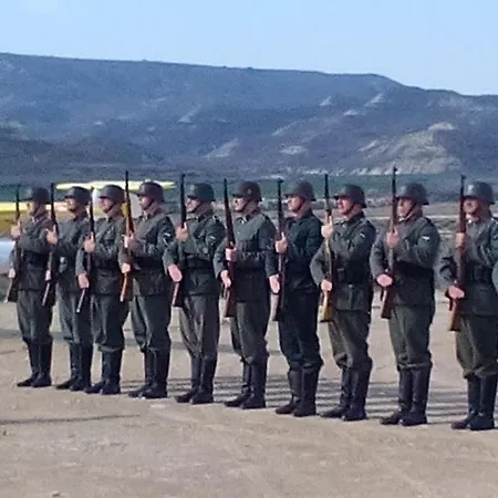 Cueva Monegros-adults Only Tardienta