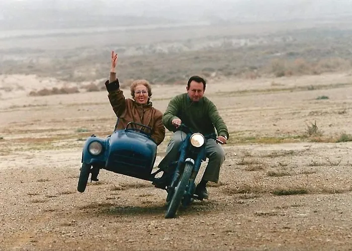 Cueva Monegros-adults Only Szálloda